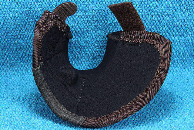 Medium Chocolate Horse Over Reach No Turn Bell Boots L4499