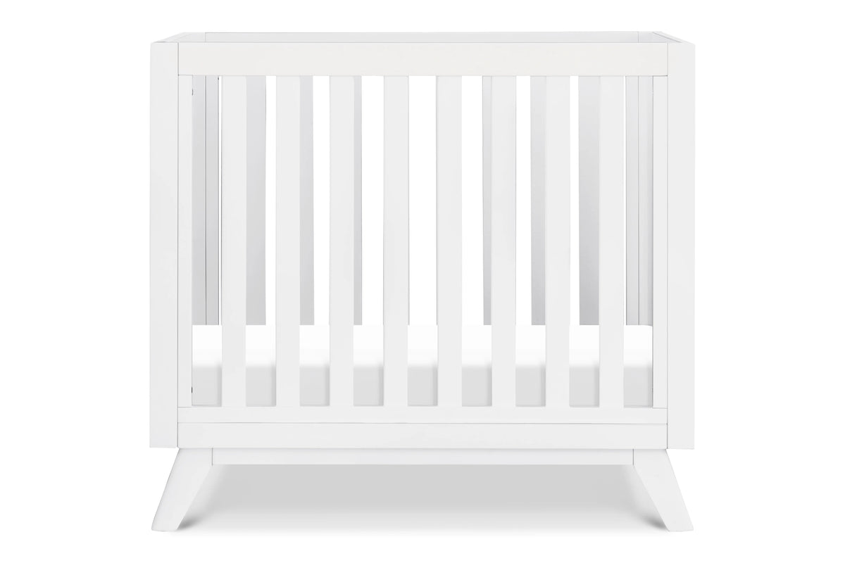 3-in-1 Convertible Mini Crib N757