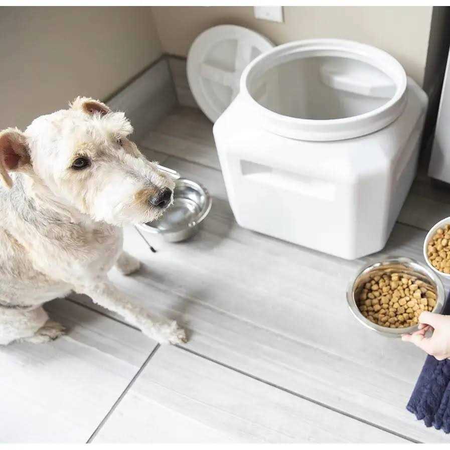 Pet Food Container W96708