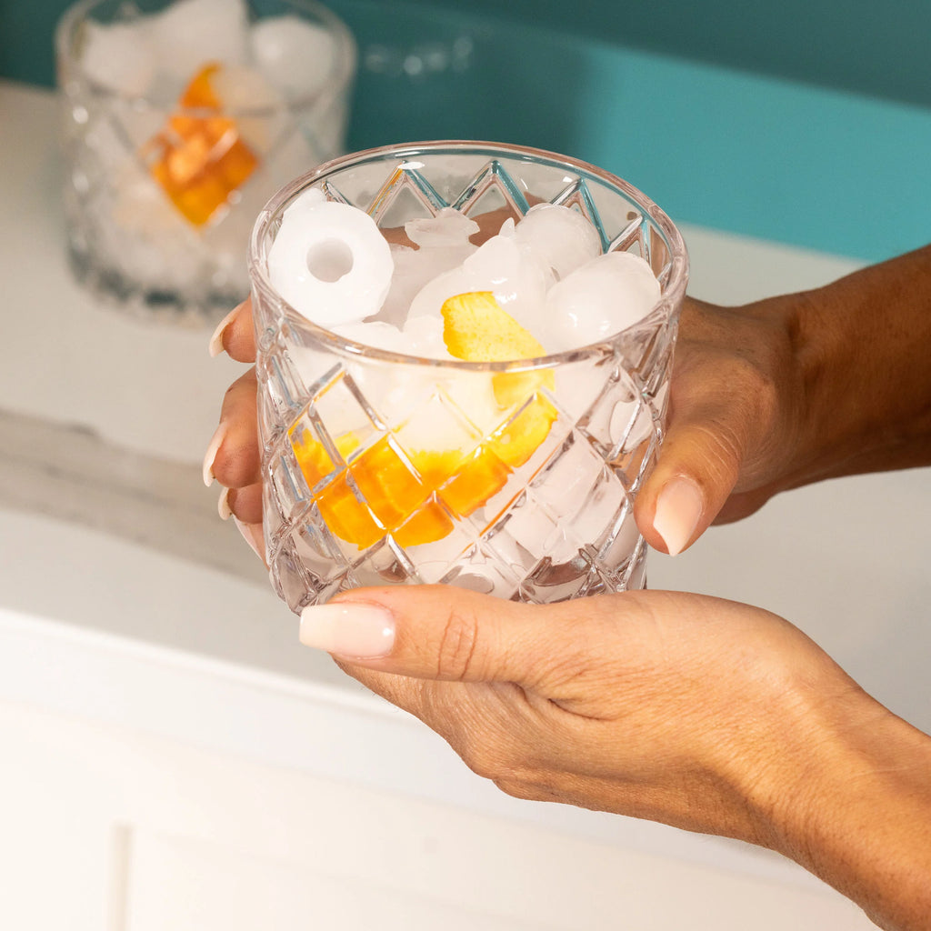 Automatic Self-Cleaning 26-Pound Ice Maker V906
