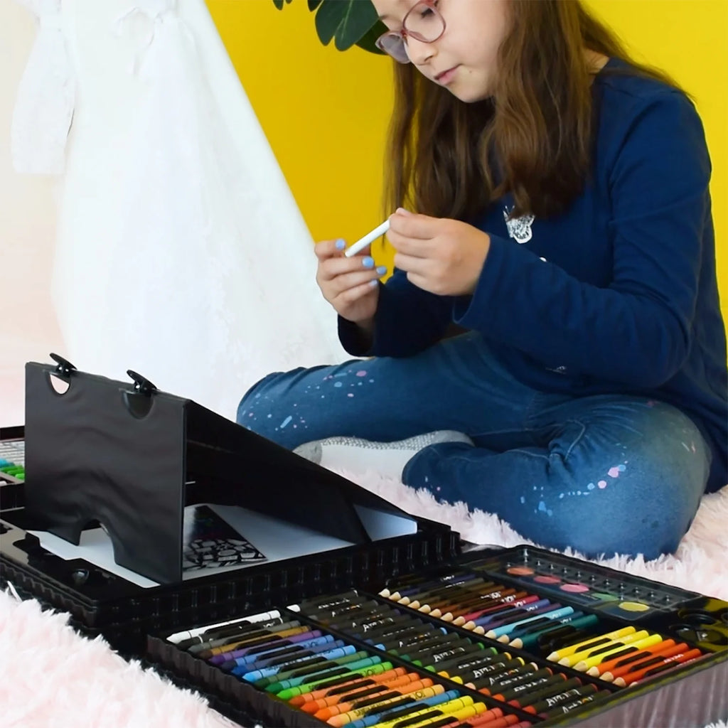 150 Pieces Multifunctional Art Set with Pop-up Easel G21580