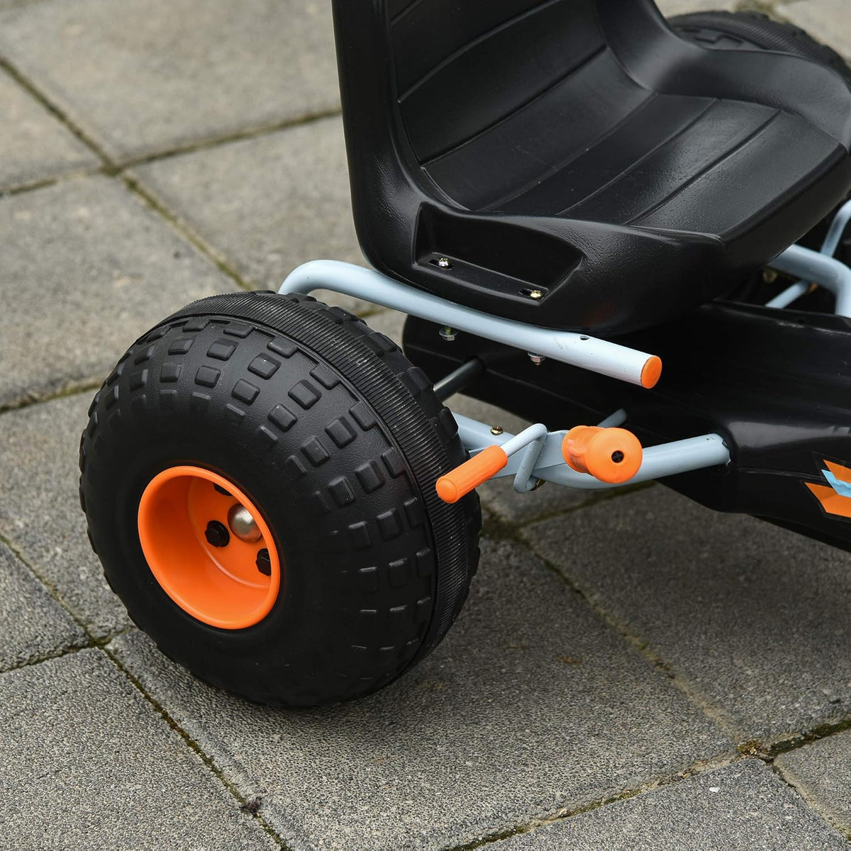White Plastic Pedal Go Kart with Adjustable Seat I282