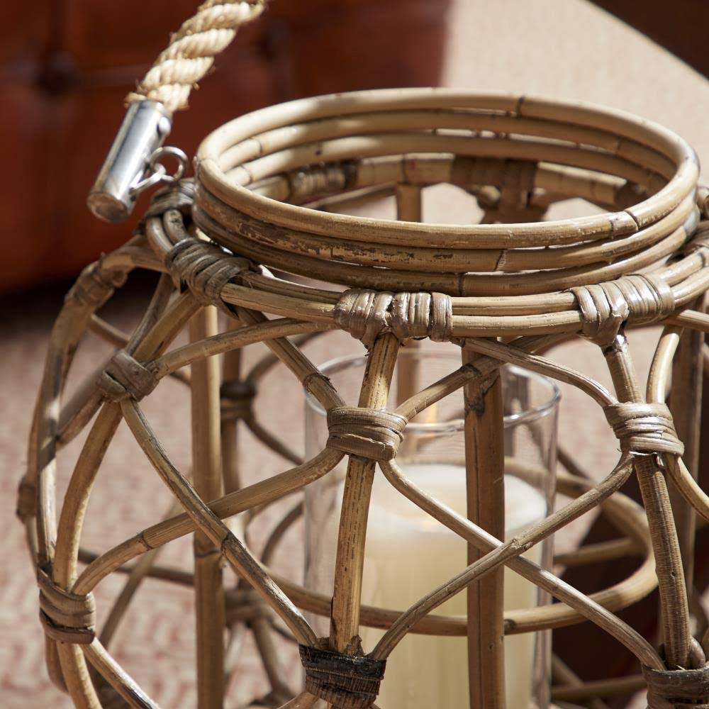 Round Brown Woven Rattan Lantern Candle with Glass Insert U554