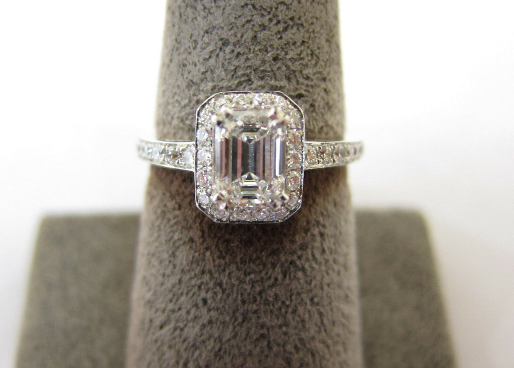 Emerald Shape Diamond and Round Diamond Engagement Ring N5481