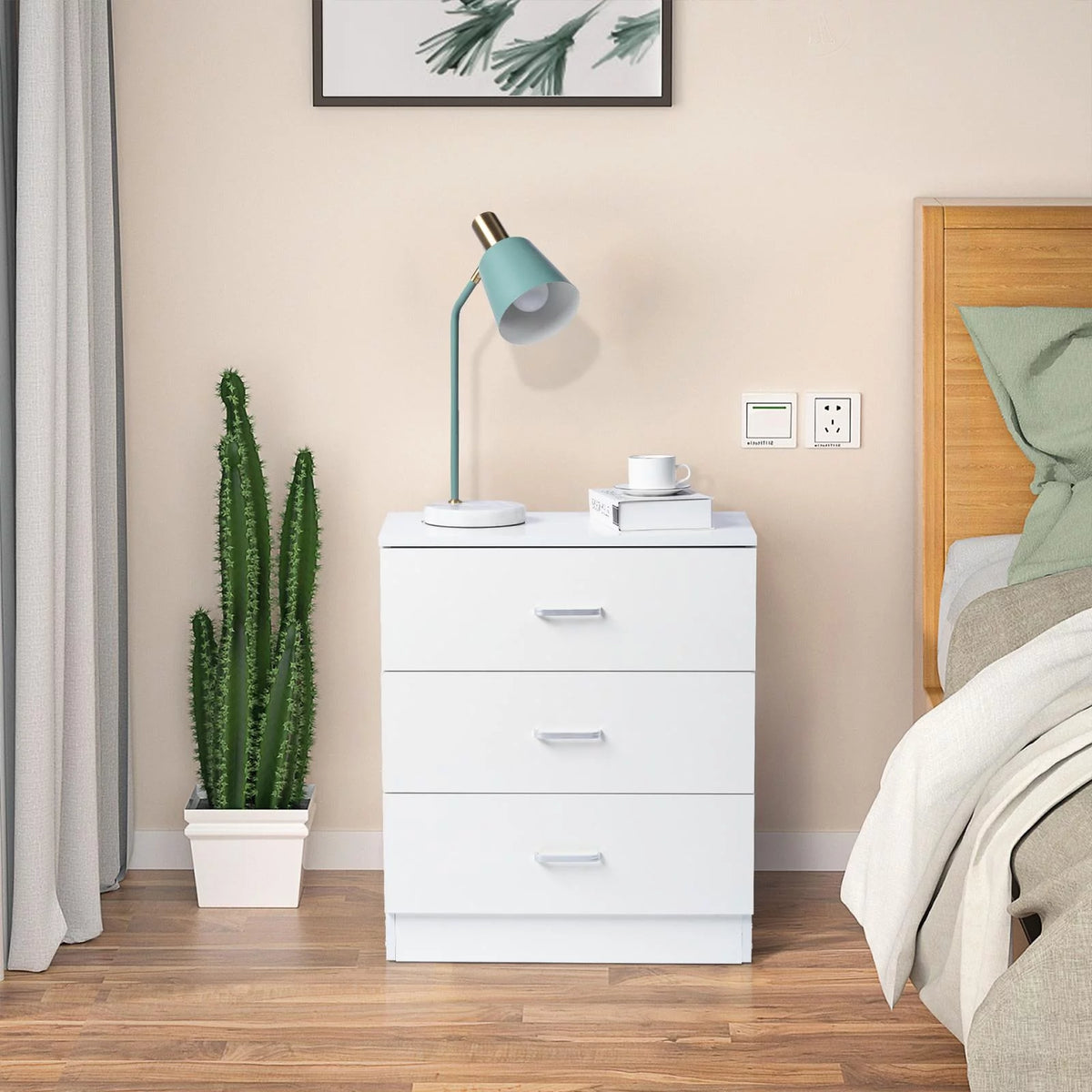 White 3 Drawer Dresser L787