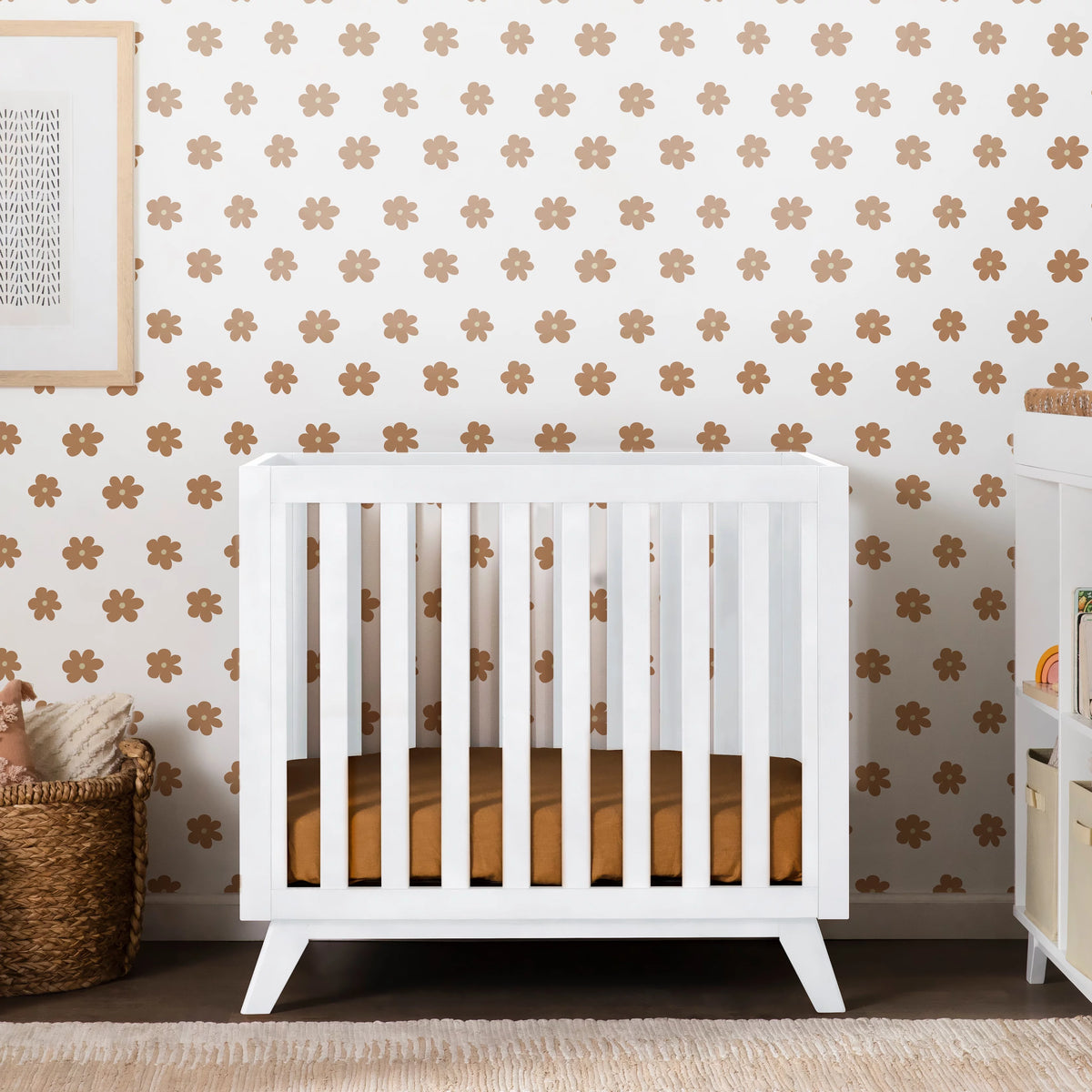 3-in-1 Convertible Mini Crib N757